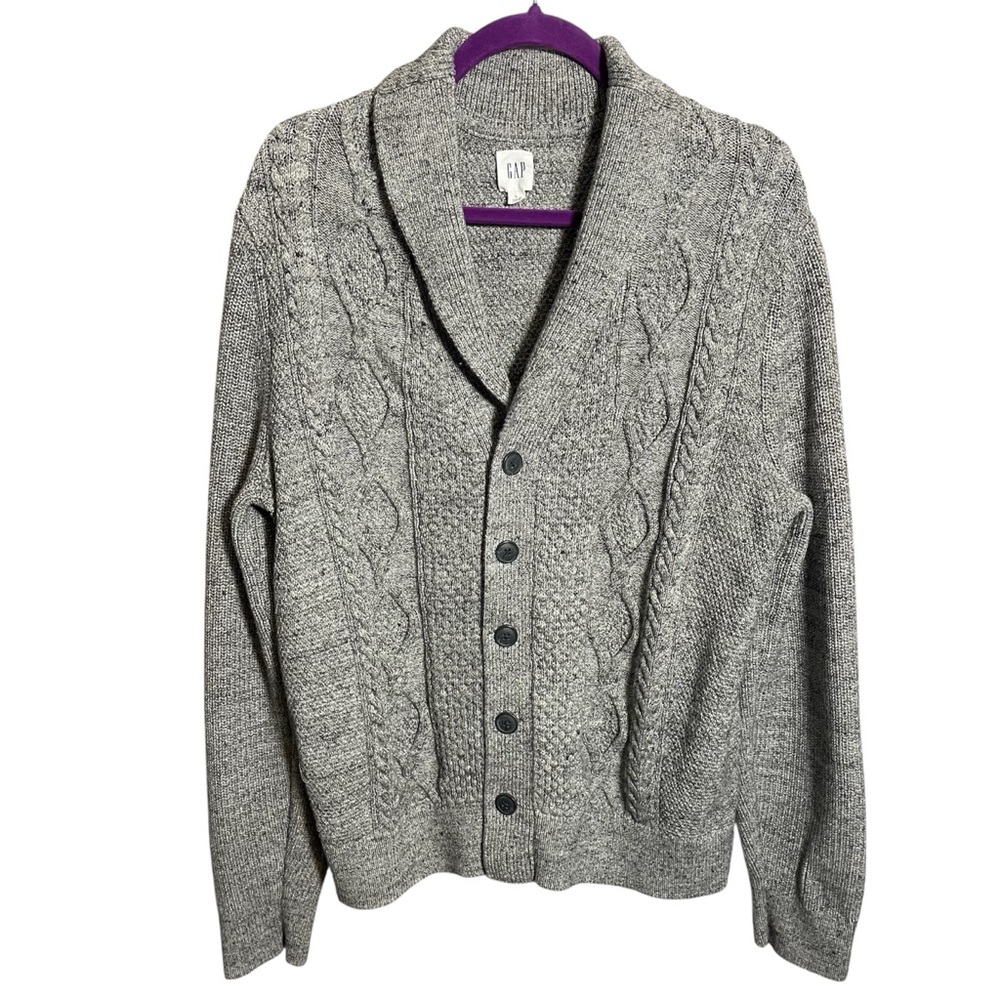 GAP Men’s knit cardigan button down sweater